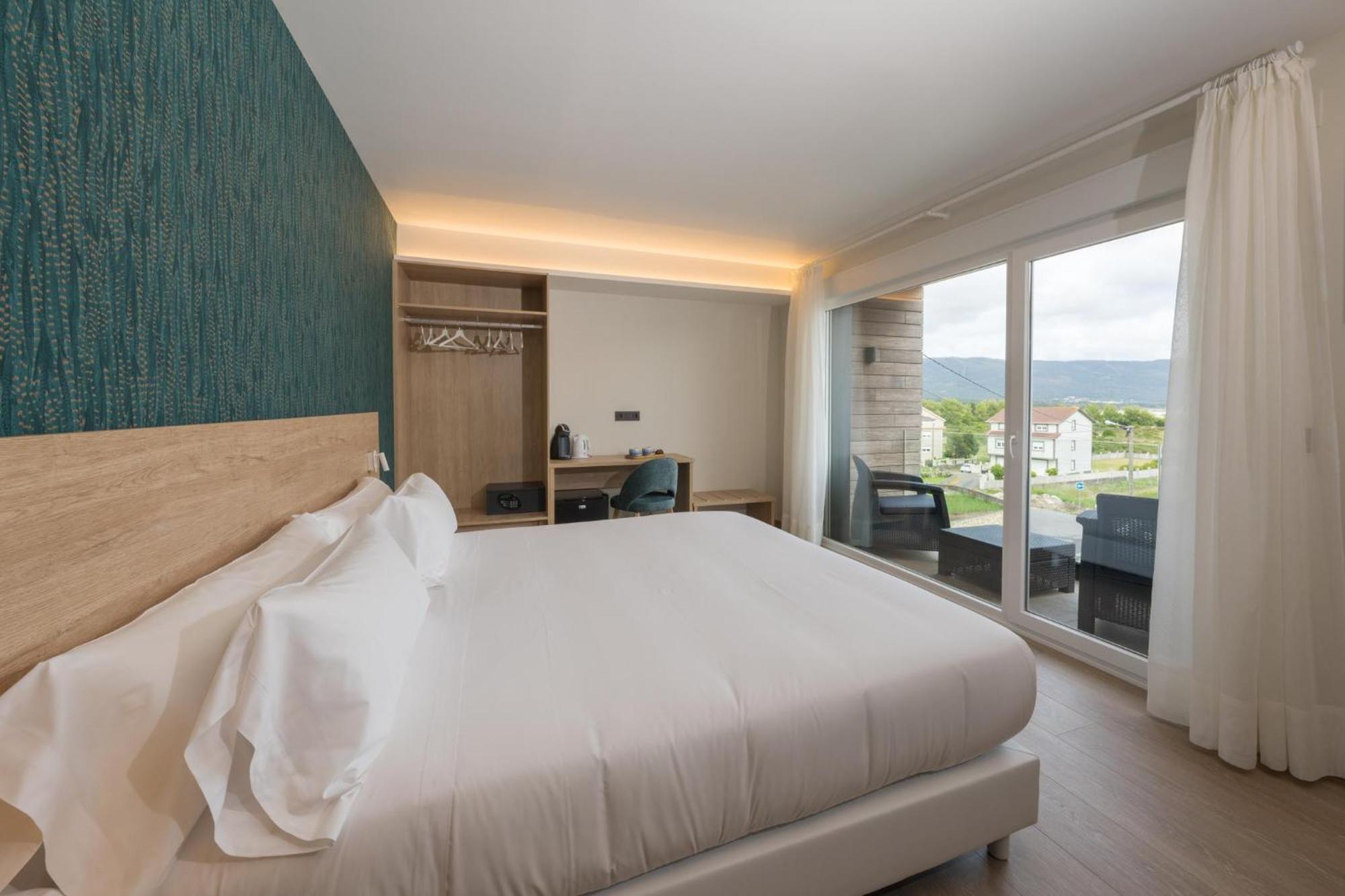 Hotel Spa Meiga Do Mar Caldebarcos Dış mekan fotoğraf