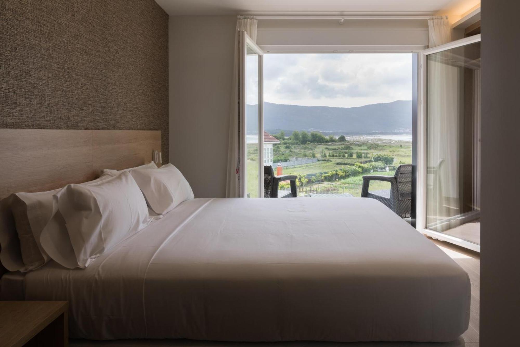 Hotel Spa Meiga Do Mar Caldebarcos Dış mekan fotoğraf